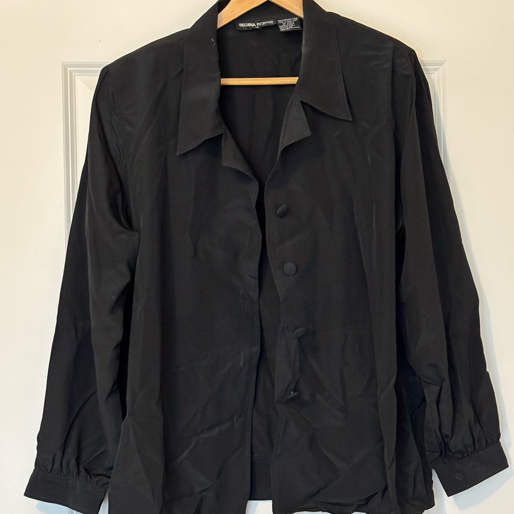 NWT Regina Porter black blouse size 18.